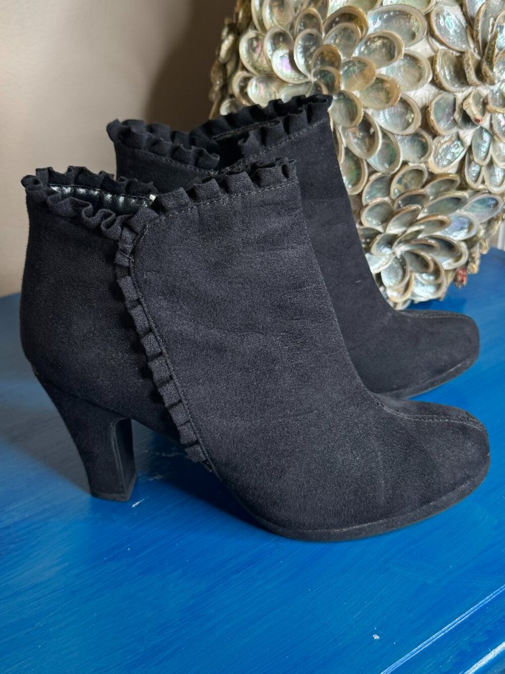 NWOT, Fashion Bug Black Suede Pleated Dress Boot, Size 8.5